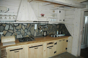 Kuchnia w domku Ski-House